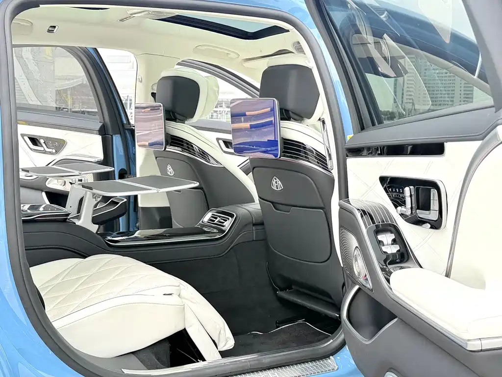Mercedes-Benz S-Class — миниатюра 7