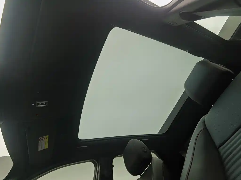 Land Rover Discovery Sport 2022 — фото 14
