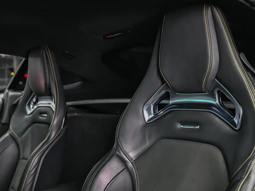 MERCEDES-BENZ AMG GT