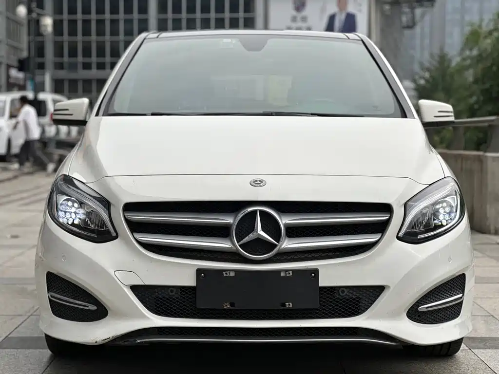 Mercedes-Benz B-Class — миниатюра 2