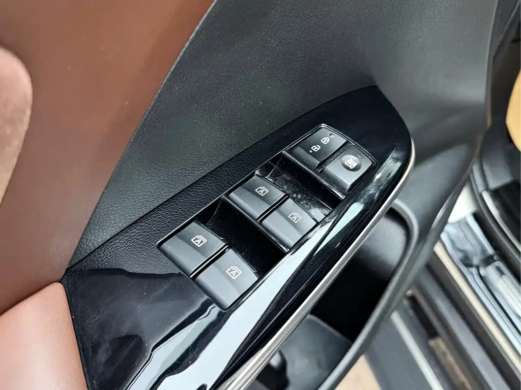 GAC Motor Trumpchi GS8 — миниатюра 12