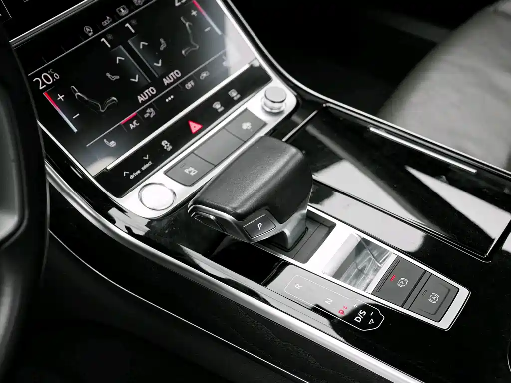 Audi A8 — миниатюра 17