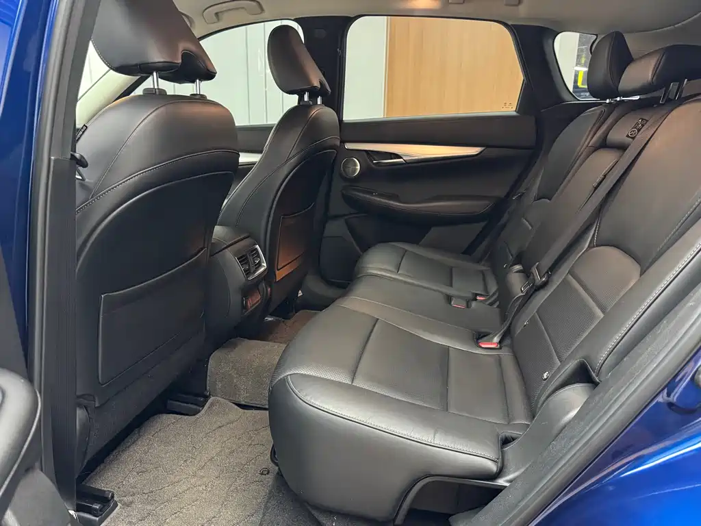 Infiniti QX50 — миниатюра 9
