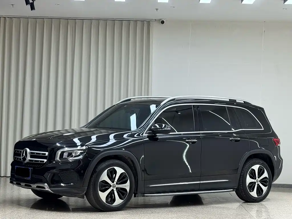 Купить Mercedes-Benz GLB