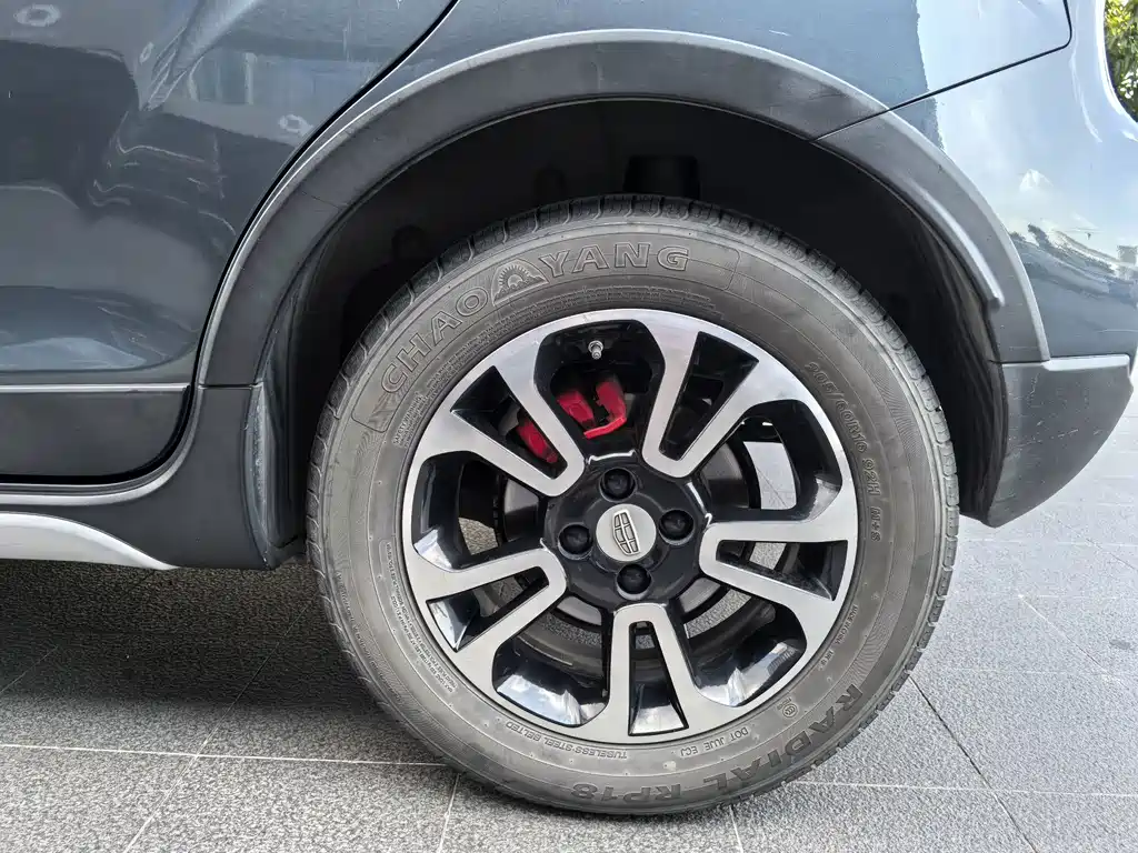 Geely Vision X3 — миниатюра 15