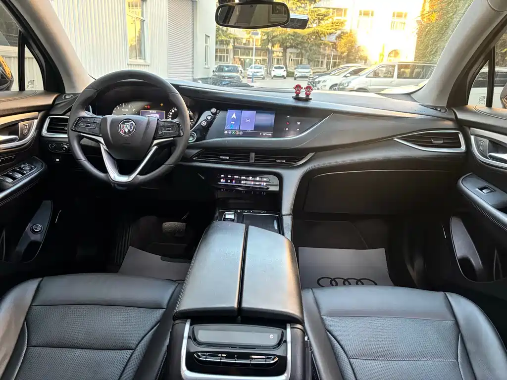Buick Enclave — миниатюра 12