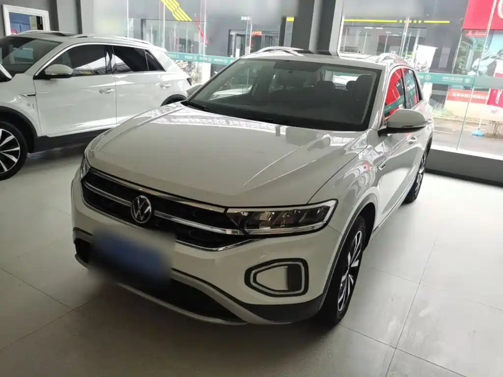 Volkswagen T-Roc — миниатюра 2
