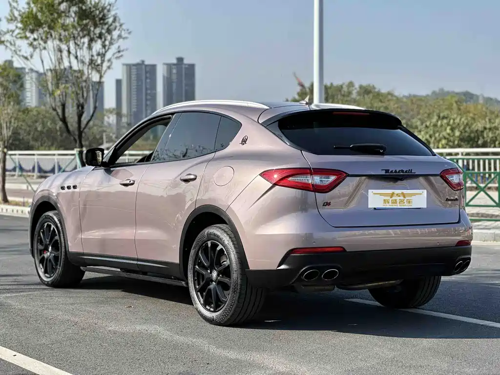 MASERATI LEVANTE
