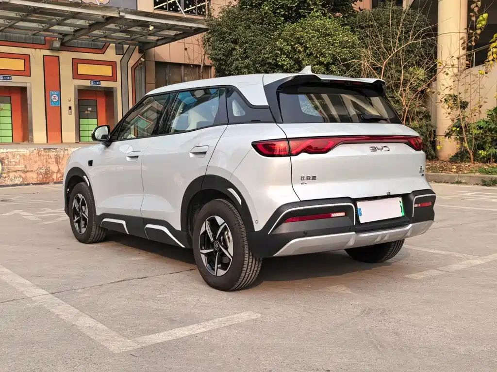 BYD Yuan UP — миниатюра 18