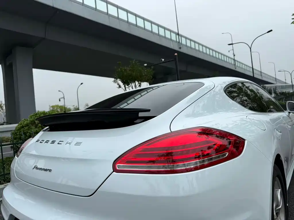 Porsche Panamera — миниатюра 8