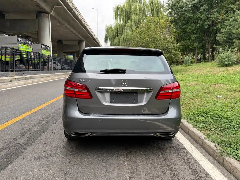 Mercedes-Benz B-Class — миниатюра 5