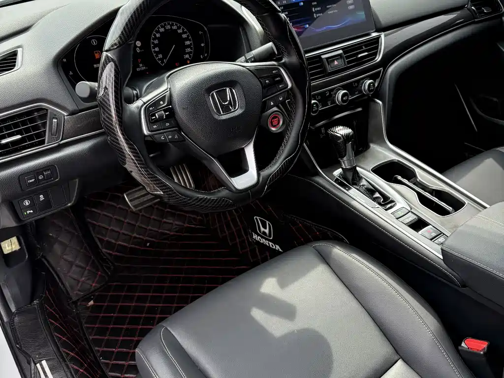 Honda Accord 2022 260TURBO Luxury