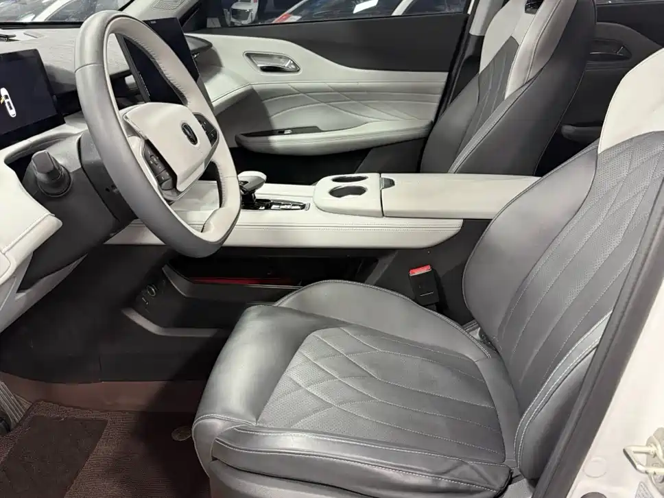 CHANGAN UNI Z NEW ENERGY