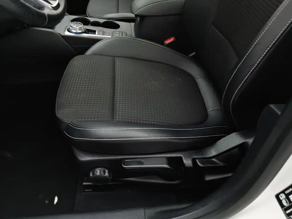 Ford Focus — миниатюра 20