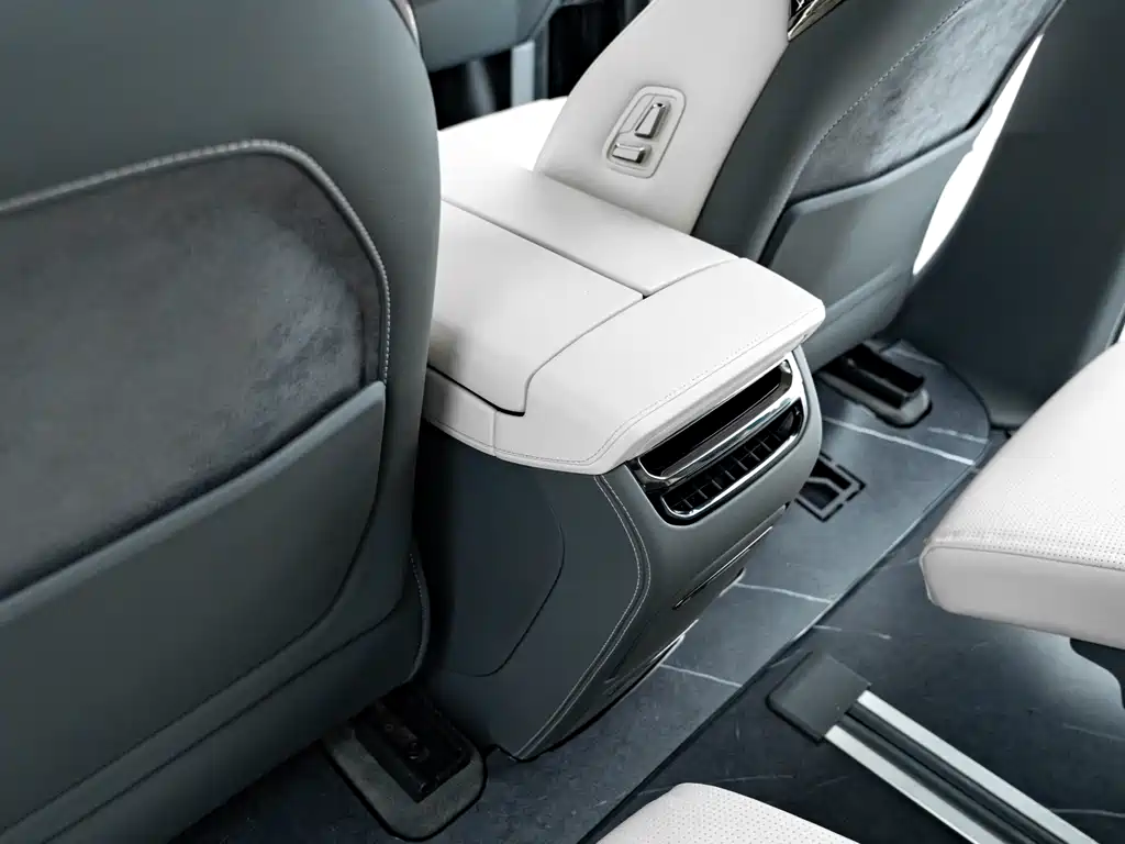 ZEEKR EXTREME KRYPTON 009