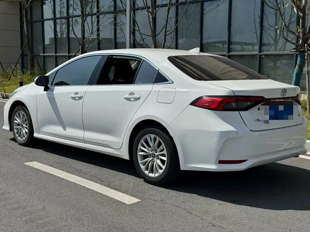 Toyota Allion — миниатюра 4