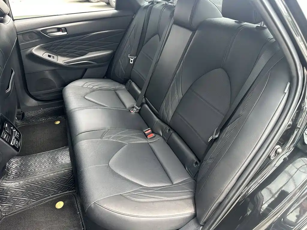 Toyota Avalon — миниатюра 15