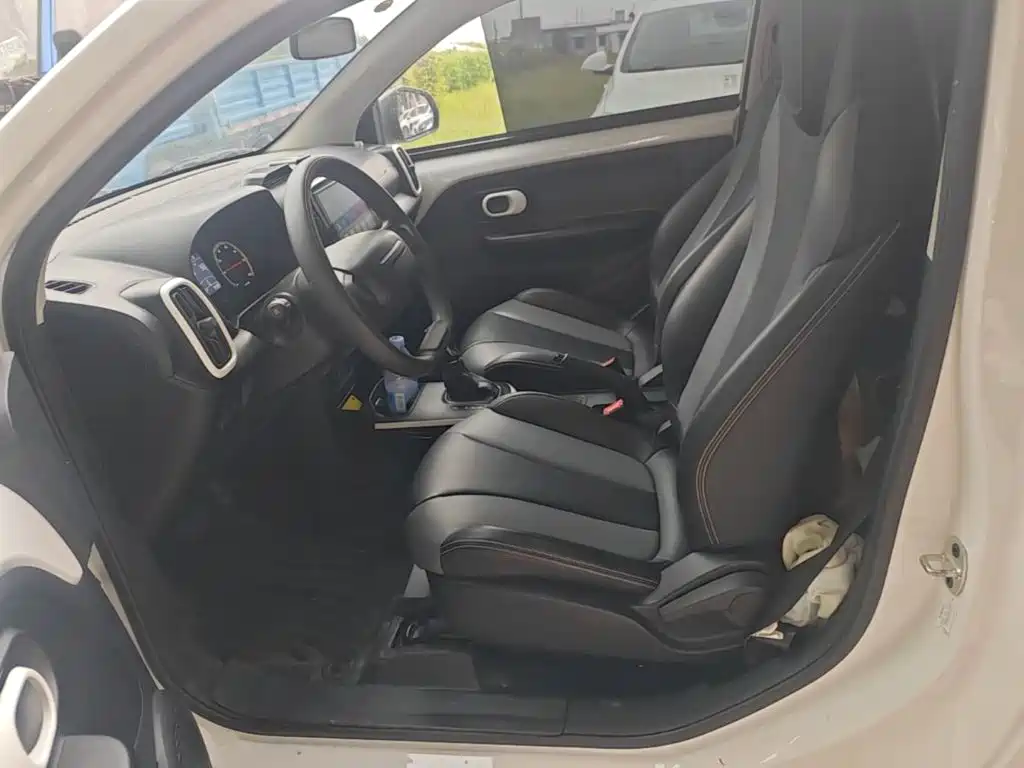 Roewe Clever — миниатюра 15