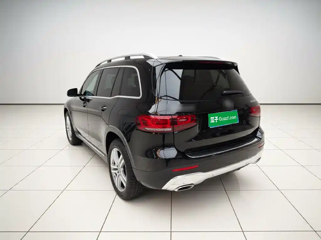 Mercedes-Benz GLB — миниатюра 4