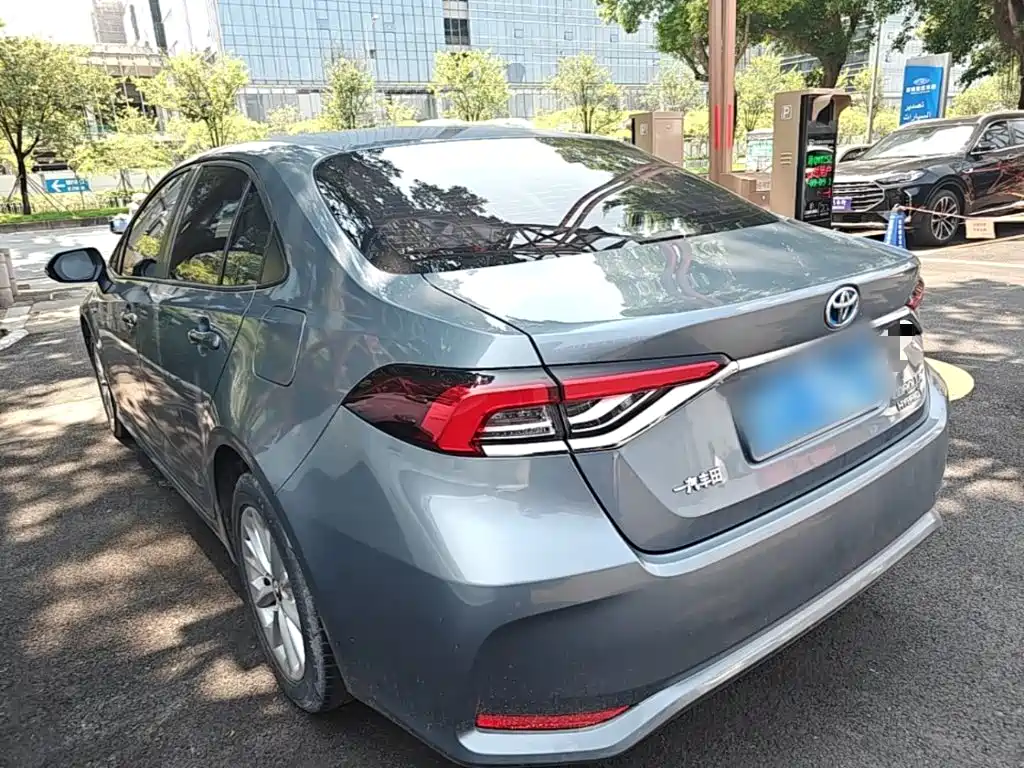 Toyota Corolla — миниатюра 5