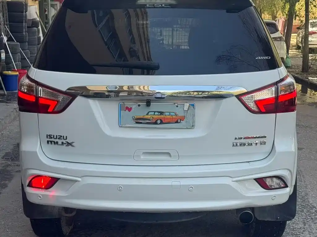 Isuzu MU-X 1.9T Diesel Auto 4WD Dynamic Enjoy Edition 5 seats China VI, фото 8