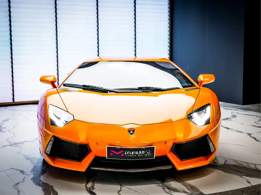 Lamborghini Aventador 2011 LP 700-4
