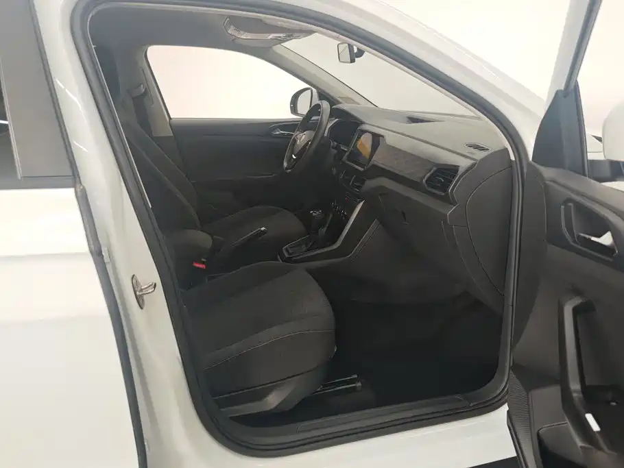 Volkswagen T-Cross — миниатюра 8