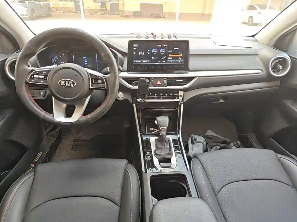 Kia K3 — миниатюра 10