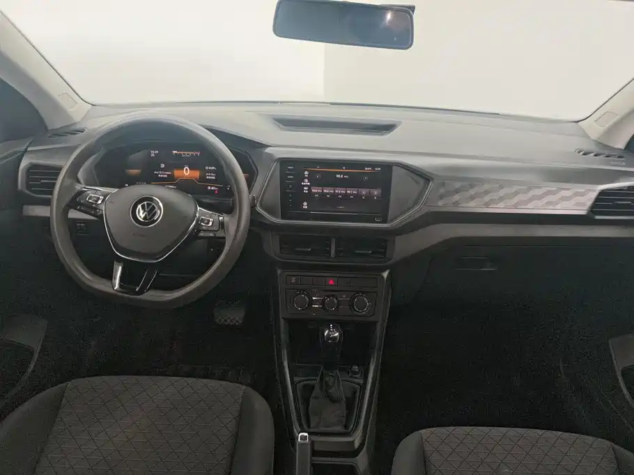 Volkswagen T-Cross — миниатюра 12