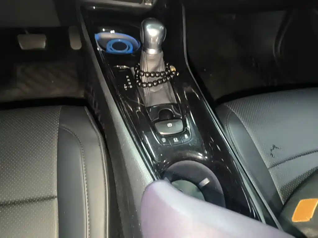 Toyota C-HR — миниатюра 14