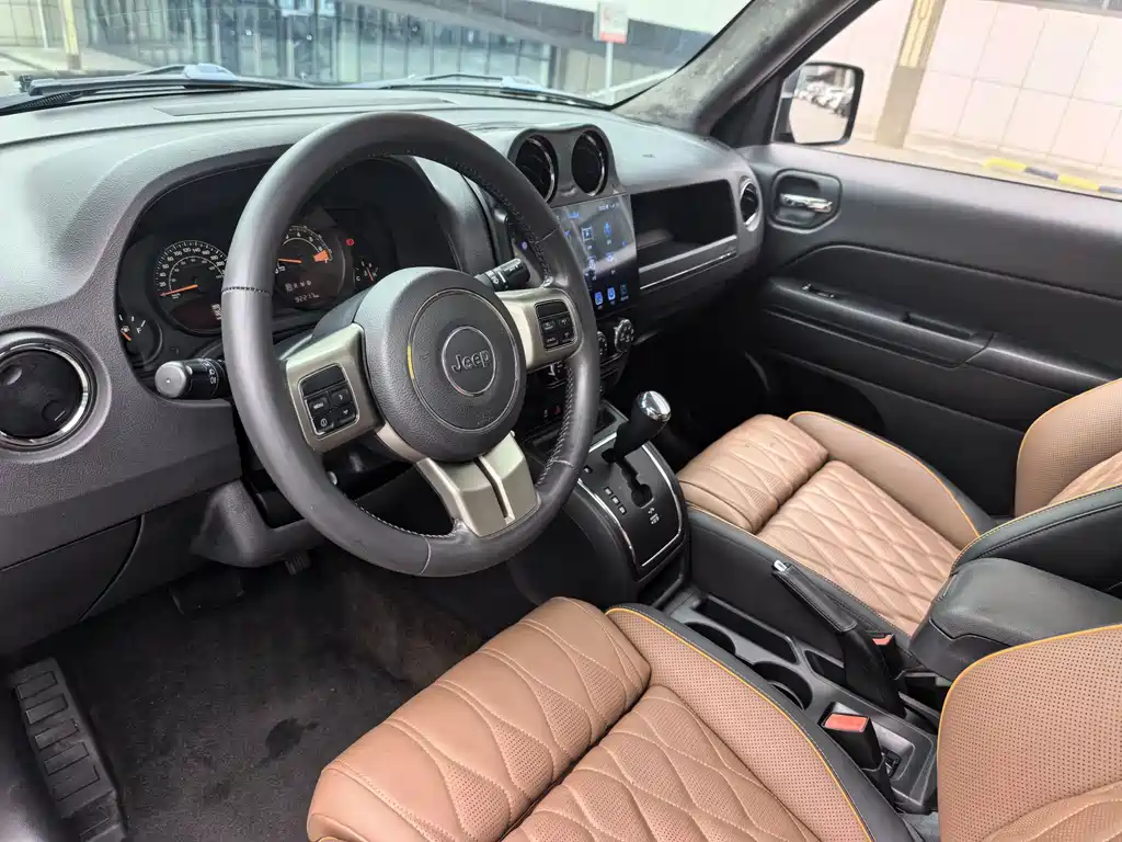 Jeep Patriot — миниатюра 6