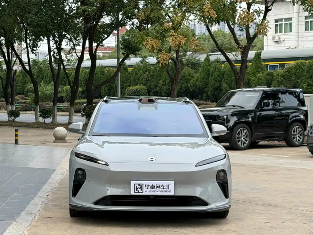 NIO ET5T — миниатюра 2