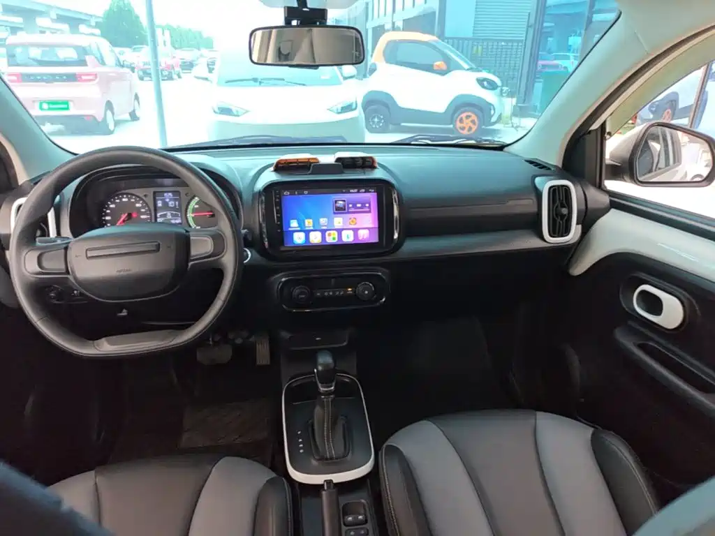 Roewe Clever — миниатюра 10
