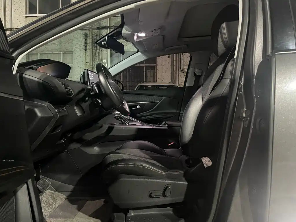 Peugeot 4008 — миниатюра 5