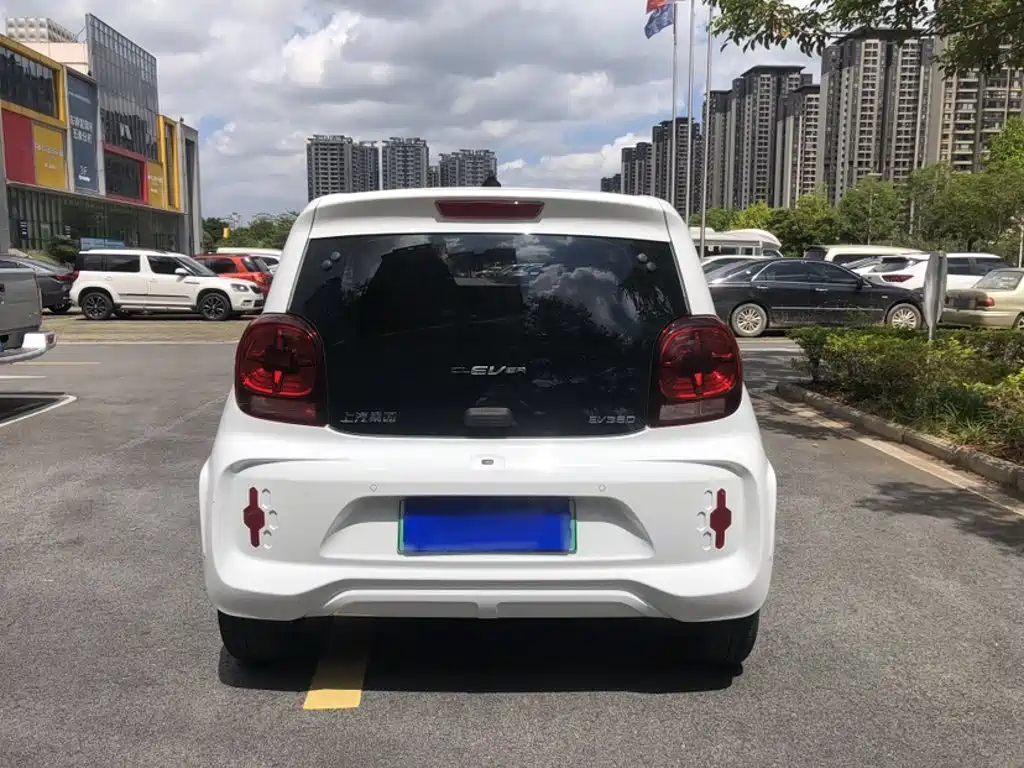 Roewe Clever — миниатюра 15