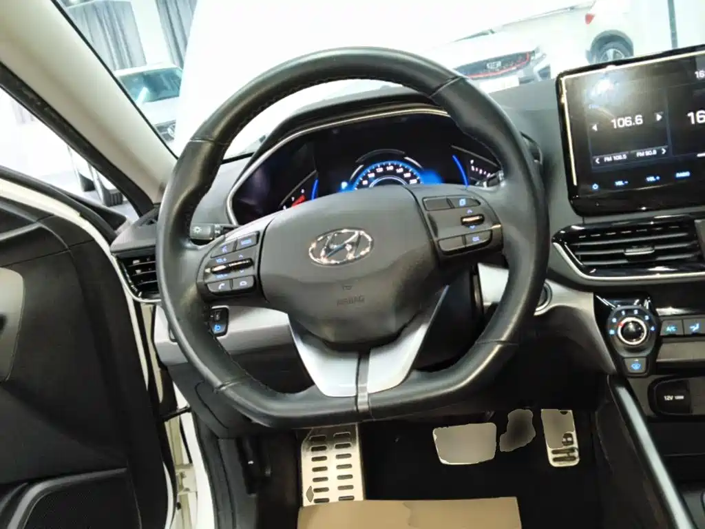 Hyundai Fista — миниатюра 7