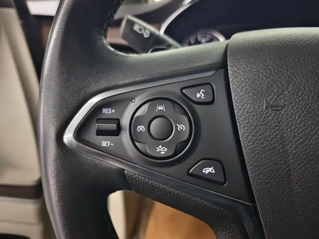 Buick GL8 — миниатюра 11