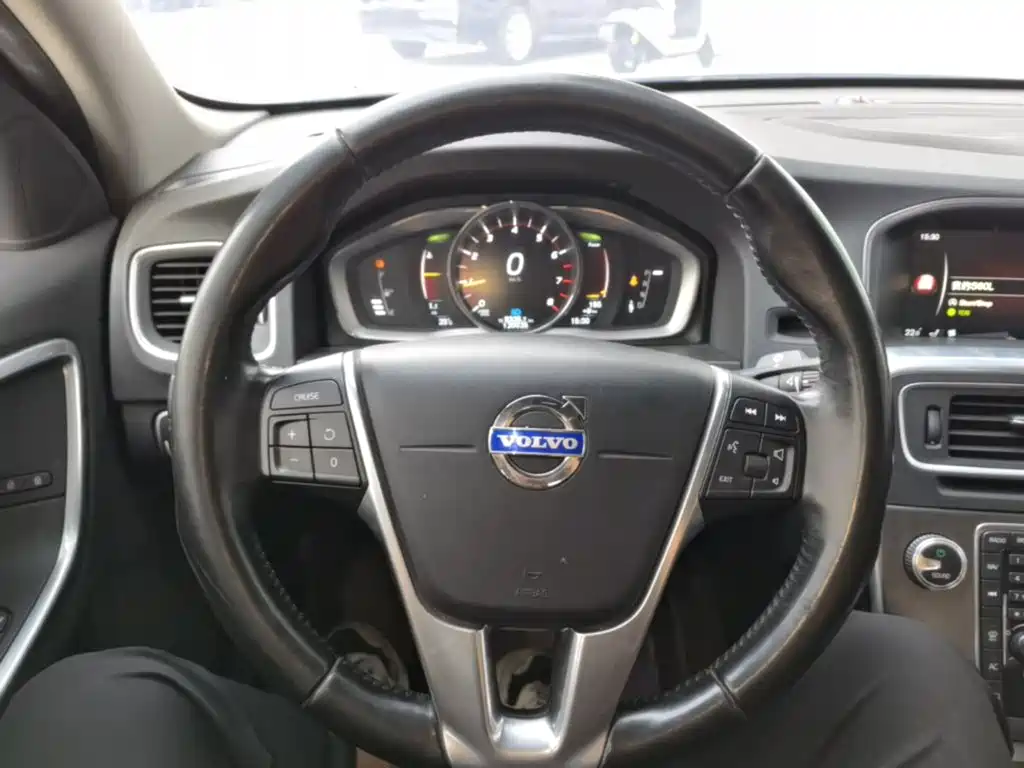 Volvo S60 — миниатюра 11