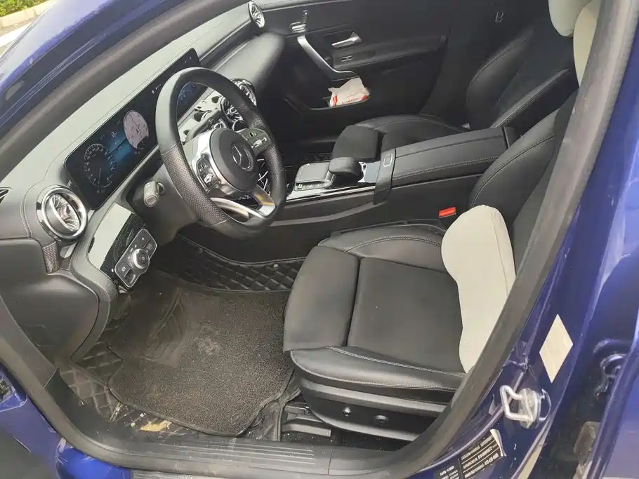 Mercedes-Benz A-Class — миниатюра 9