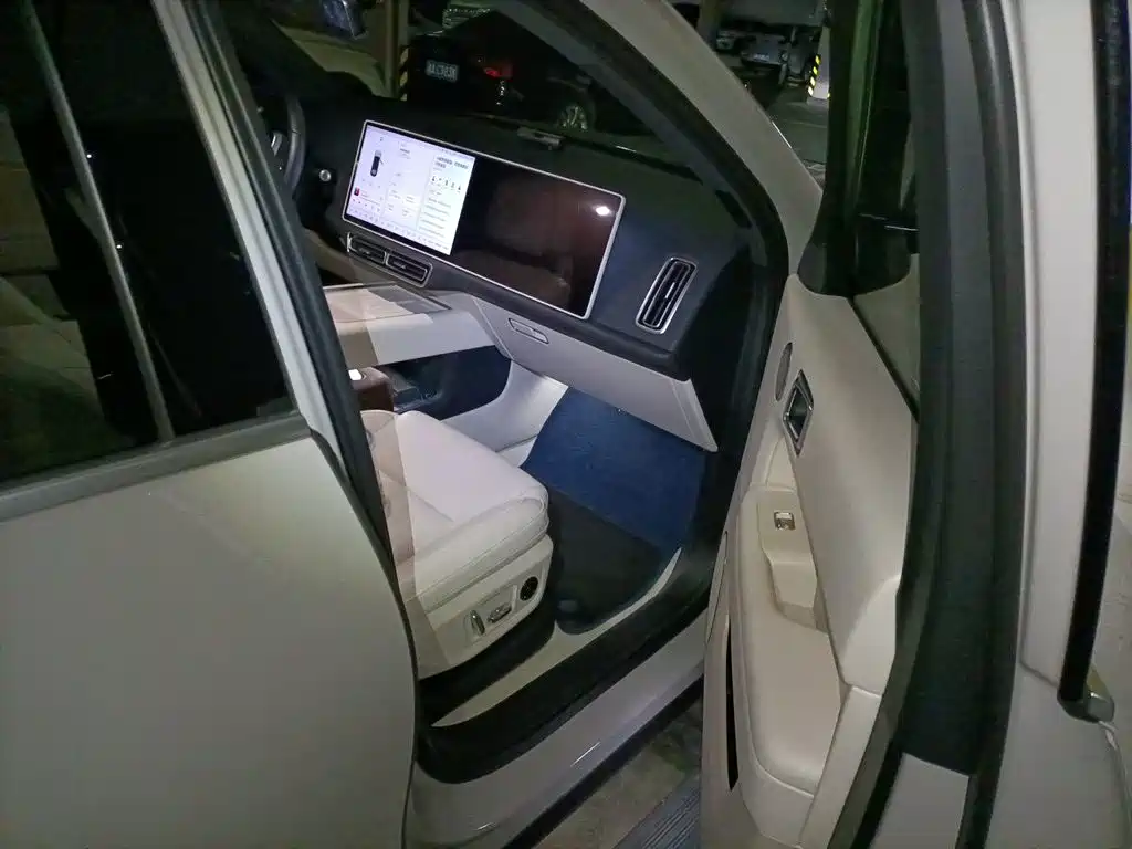 Li Auto Li L6 — миниатюра 19