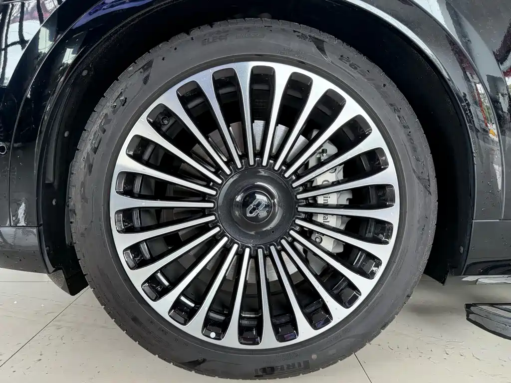 Aito M9 2025 Ultra 52kWh 6 мест (192 ）