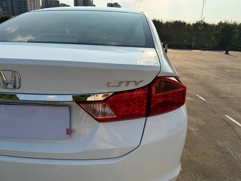 Honda City — миниатюра 16