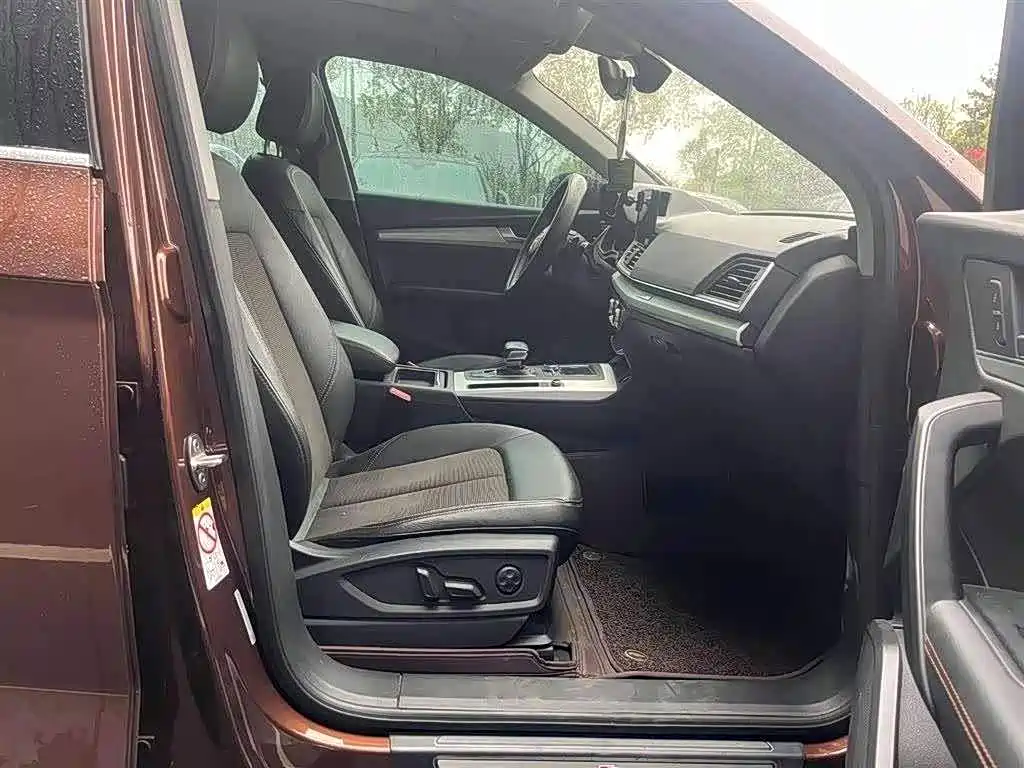 Audi Q5L — миниатюра 9