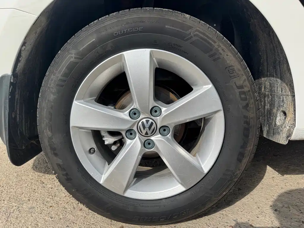 Volkswagen Lavida — миниатюра 12