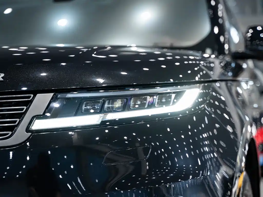 Land Rover Range Rover Sport 2023 400PS Dynamic SE