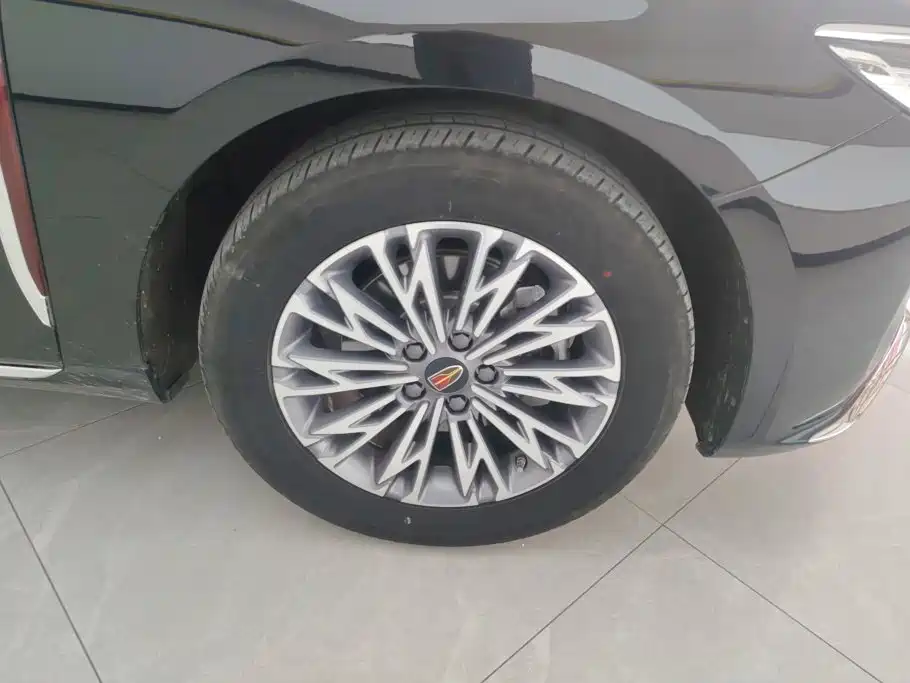 Hongqi Hongqi H5 — миниатюра 6