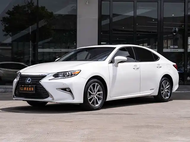 LEXUS ES 2017