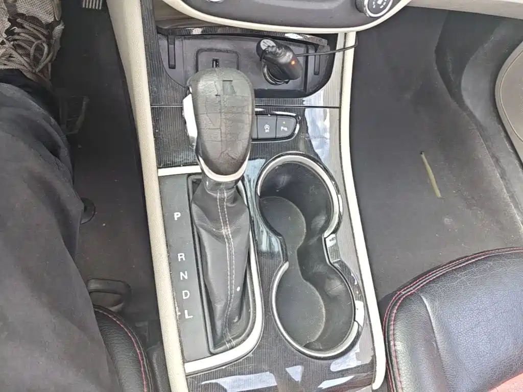 Buick Verano — миниатюра 14