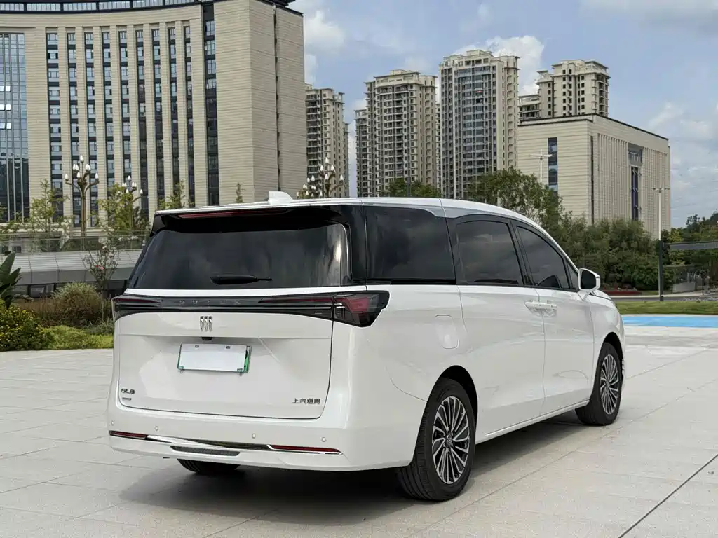 BUICK GL8 NEW ENERGY