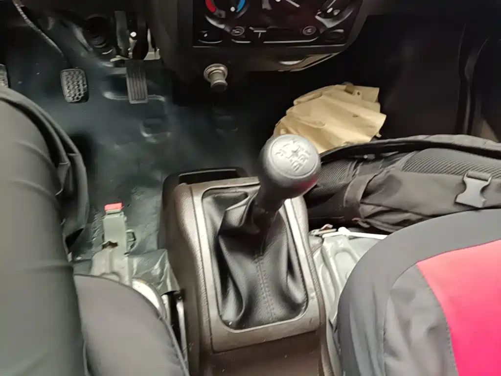 Wuling Rongguang — миниатюра 14